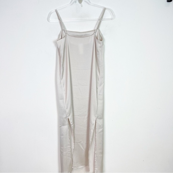 H&M OFF-WHITE SILKY SLEEVELESS MAXI TANK SLIP DRESS WOMENS SZ XS - Picture 6 of 6